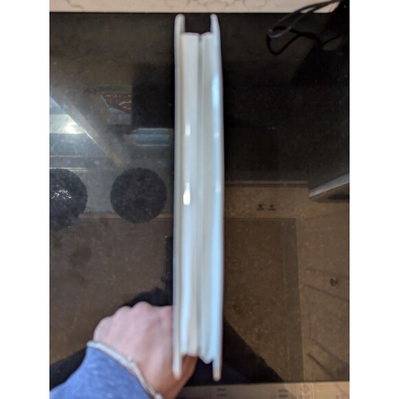 WALT DISNEY ~ BEAUTY AND THE BEAST - THE ENCHANTED CHRISTMAS VHS CLAMSHELL - Picture 4 of 11